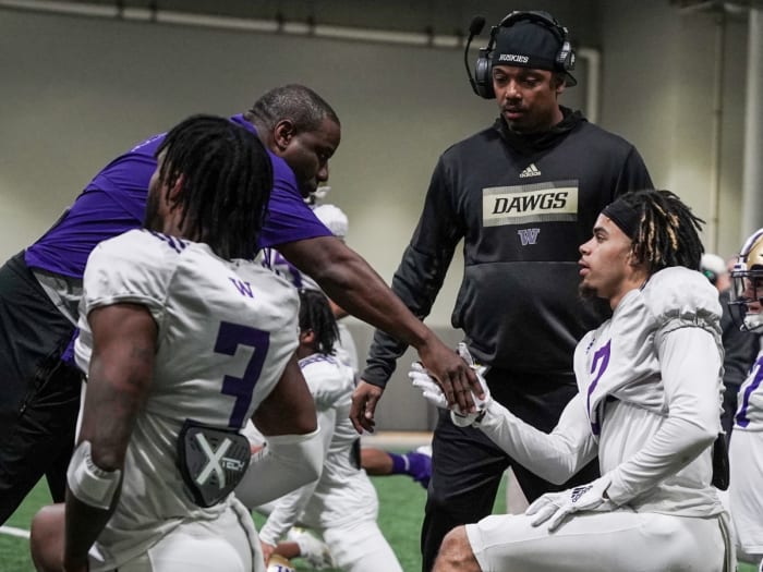 Caleb Presley takes part in 2023 spring practice as a freshman cornerback.